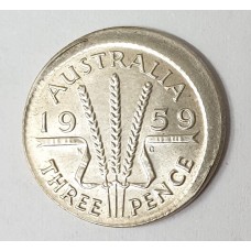 AUSTRALIA 1959 . THREEPENCE . ERROR . OFF CENTRE MIS-STRIKE